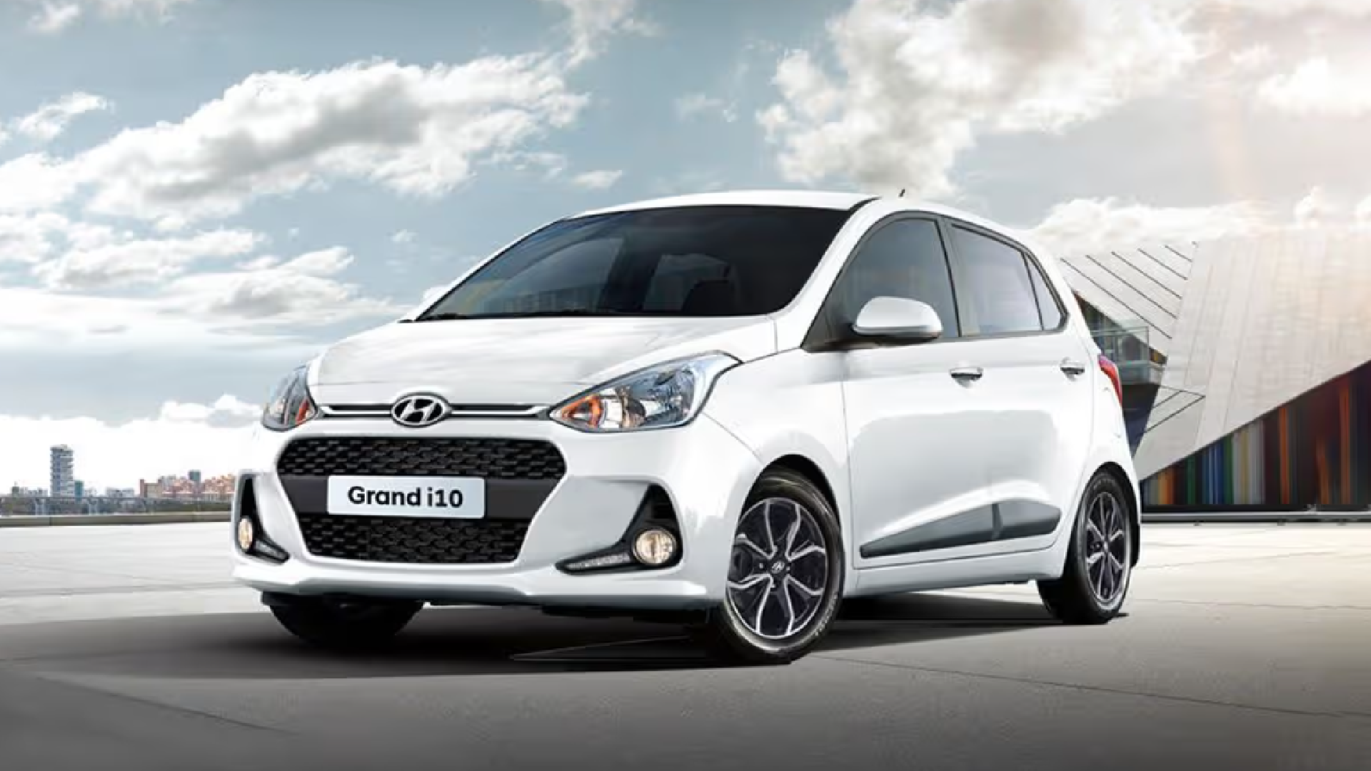 2024 Hyundai Grand i10 Review: Features, Pros and Cons, Cost of Ownership